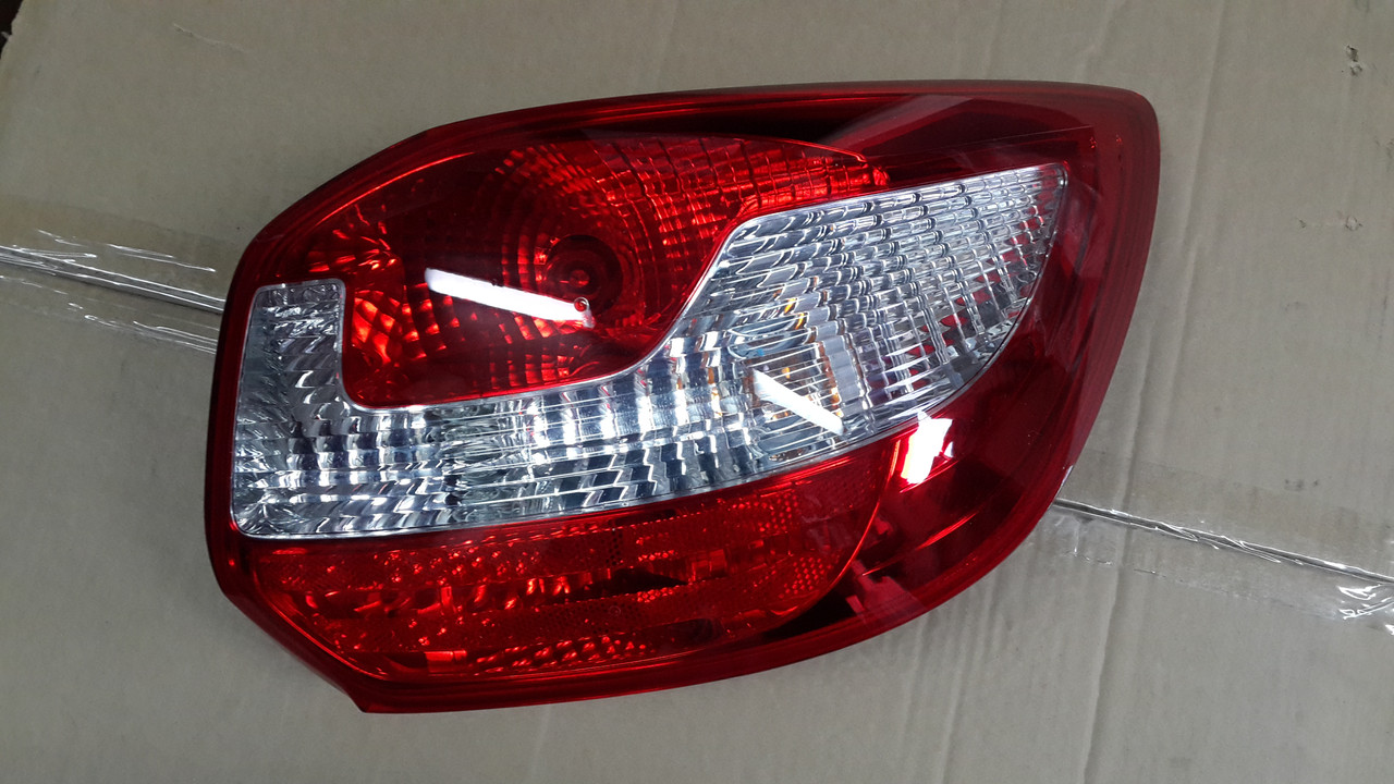 21910-3716010 Фонарь задний правый