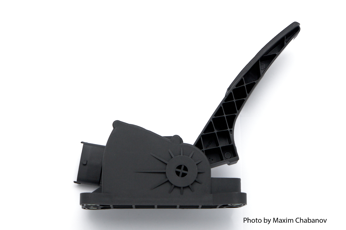 11183-1108500-01 Электронная педаль газа (Е-газ) Россия