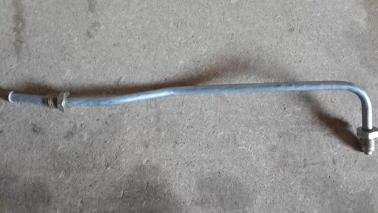 11190-1104013 Трубка рампы